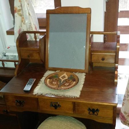 La Buni Buşteni 部屋 写真
