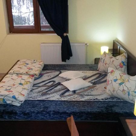 La Buni Buşteni 部屋 写真