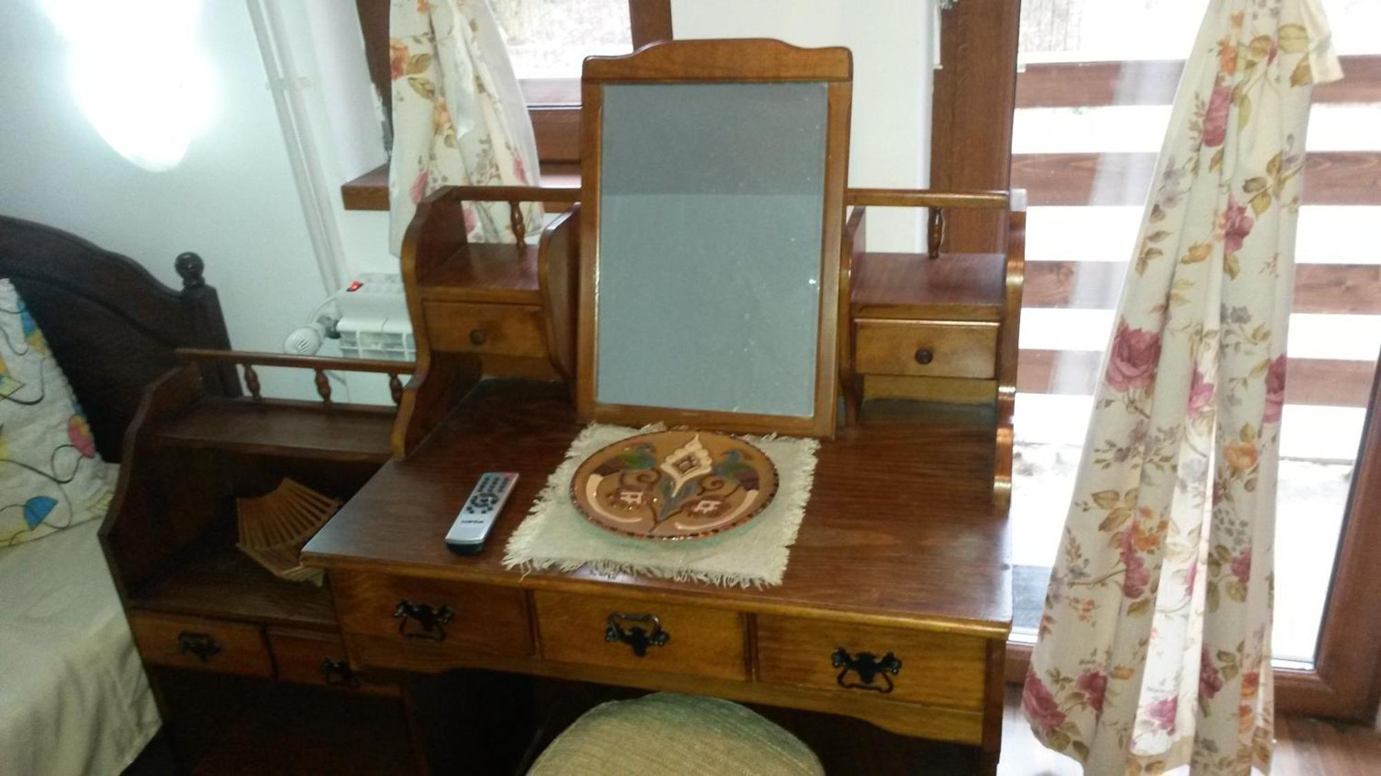 La Buni Buşteni 部屋 写真